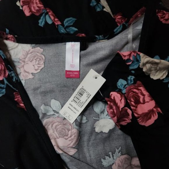 NWT No Boundaries black floral pant romper sz XXXL / 21 juniors plus - Picture 3 of 3